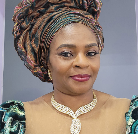 Photo of Ladian Modupe Onabanjo (Familoni), class of 1968-1972