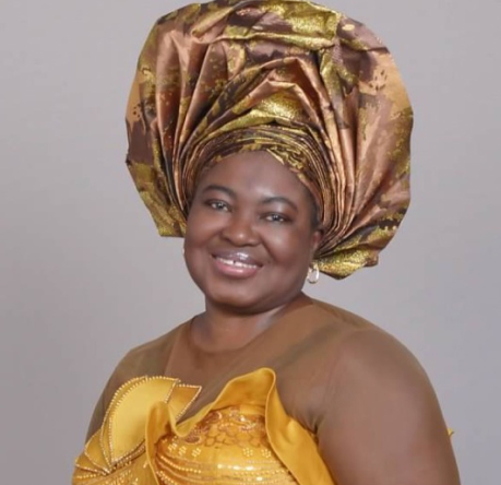 Photo of Ladian Olubumi Samuel-Ojo (Ajala), class of 1976-81